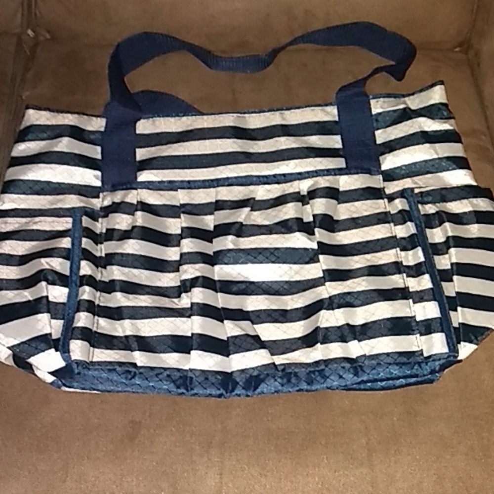 NWOT Thirty One New Day Tote